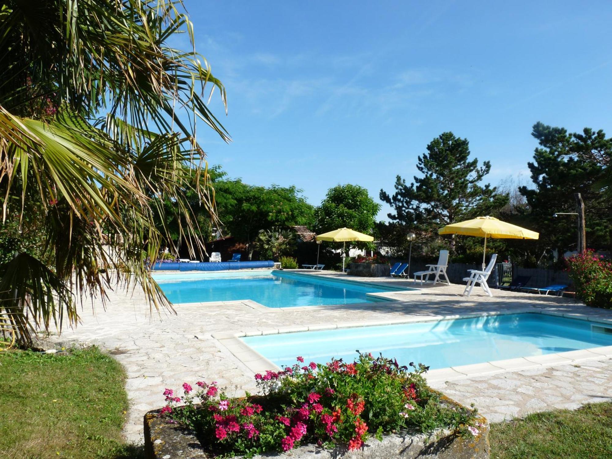 Gites Chez Belliveau Meursac Экстерьер фото